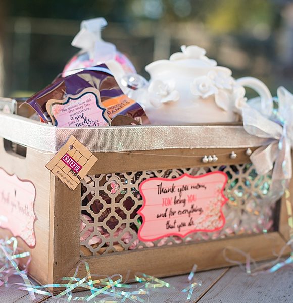 A Thoughtful, Personalized Gift From Crateful Mom