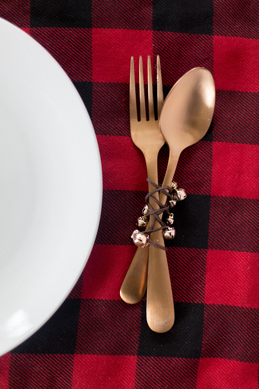 5 Ways to Jazz Up Boring Silverware for Your Table Setting
