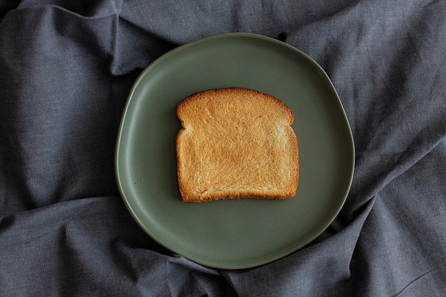 Hurried Hostess Alamark Boiled Eggs Kids Lunch Snack easy protein avocado toast toppings