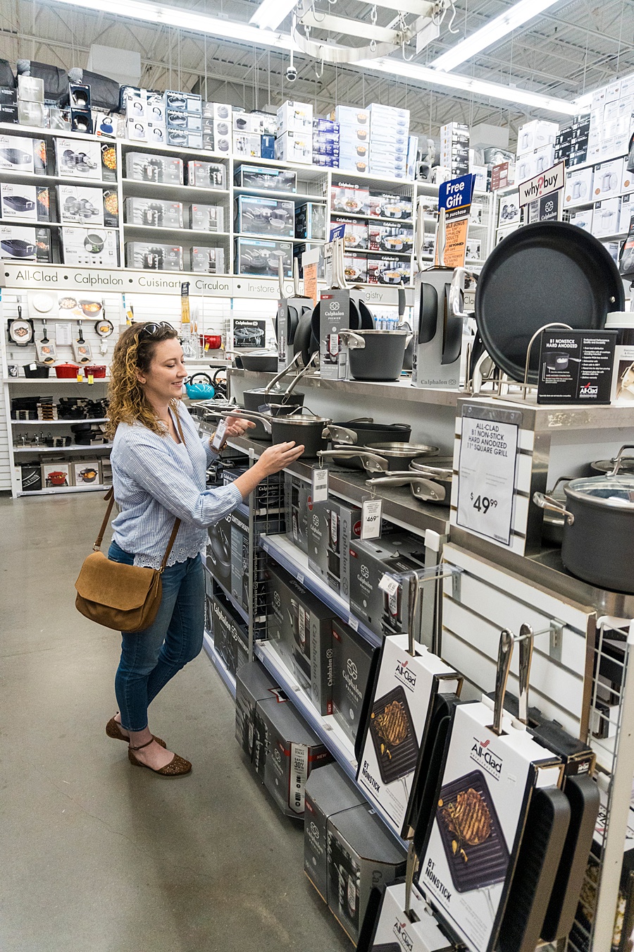 8 Tips For Creating A Modern Kitchen Registry & A Complete Wedding Registry Checklist