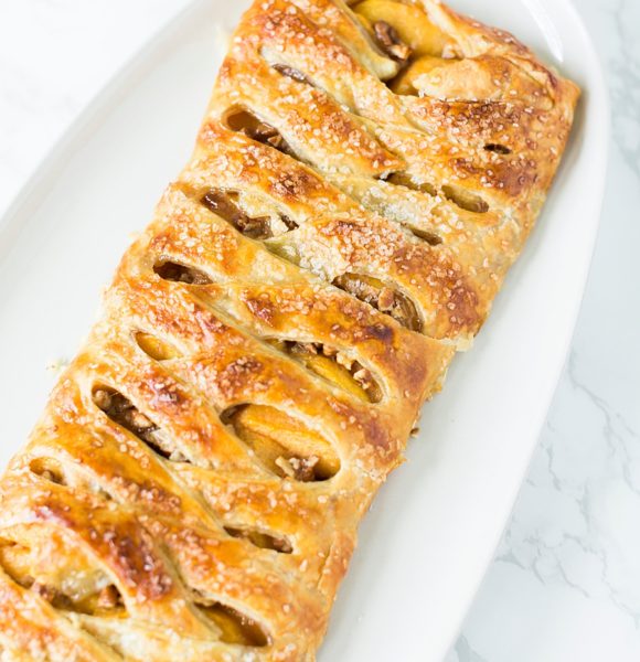Peach Streusel Braid