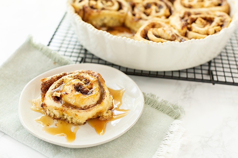 Caramel Apple Cinnamon Rolls