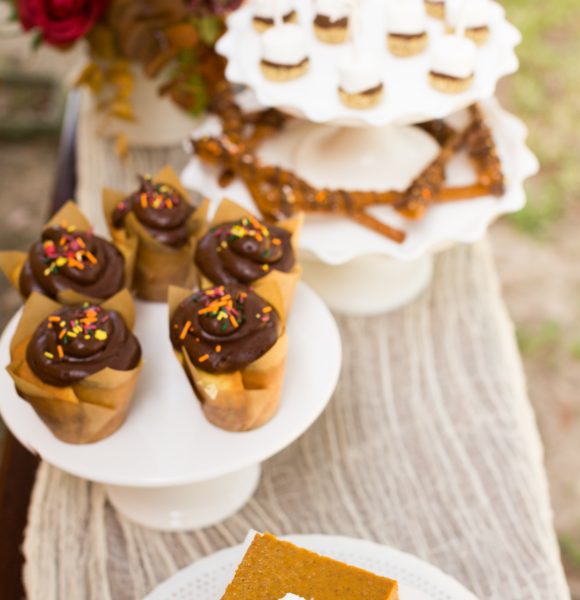 Setting the Thanksgiving Dessert Table