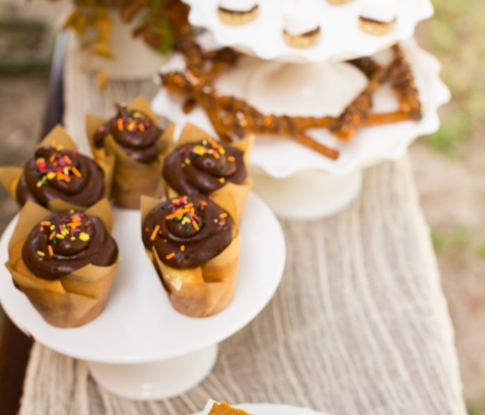 Setting the Thanksgiving Dessert Table