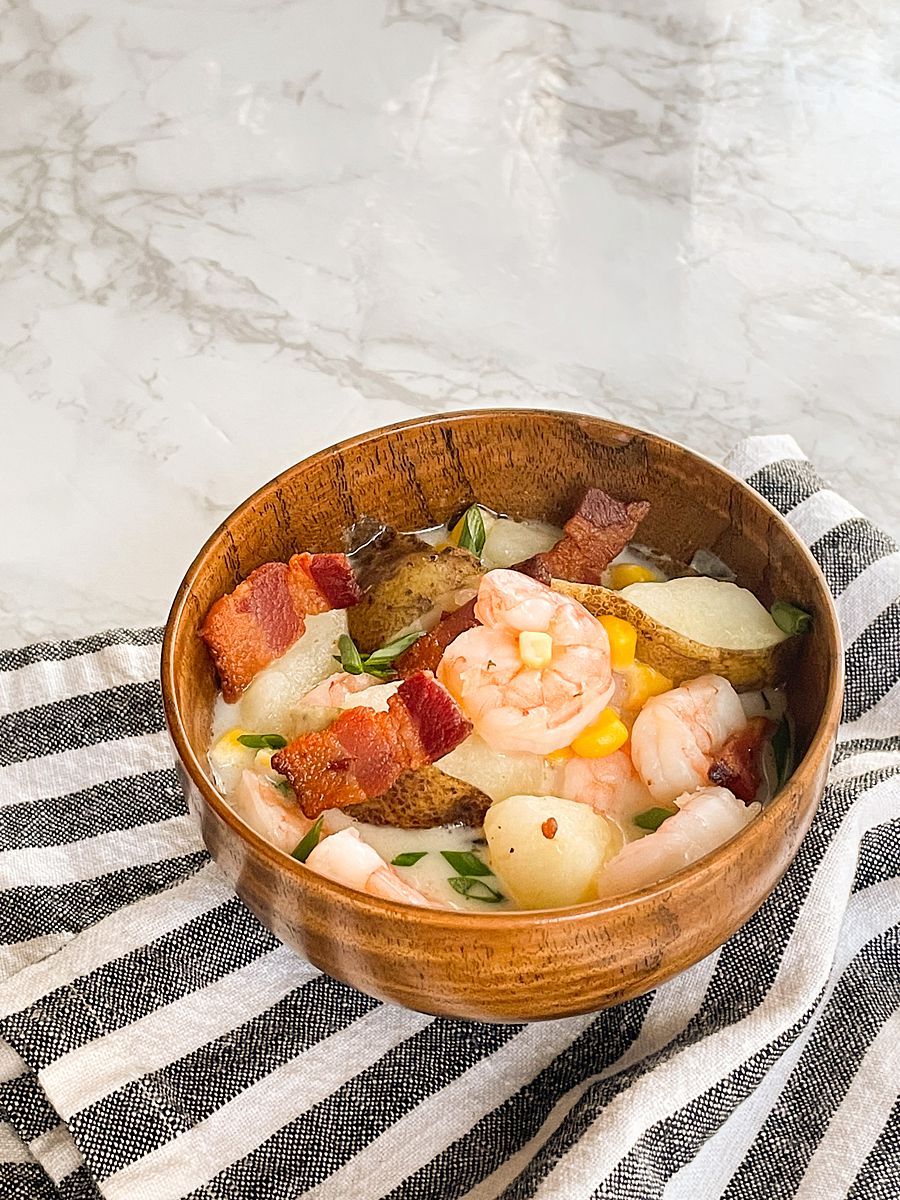 One Pot Shrimp & Corn Chowder