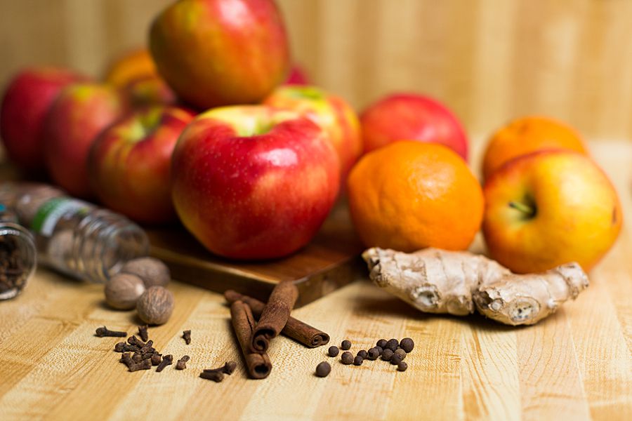 How to Make Homemade Apple Cider