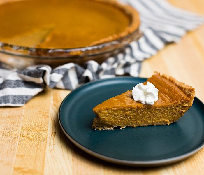 How to Make the Best Thanksgiving Pumpkin Pie